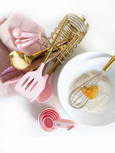 Load image into Gallery viewer, Strawberry Kisses Utensils set